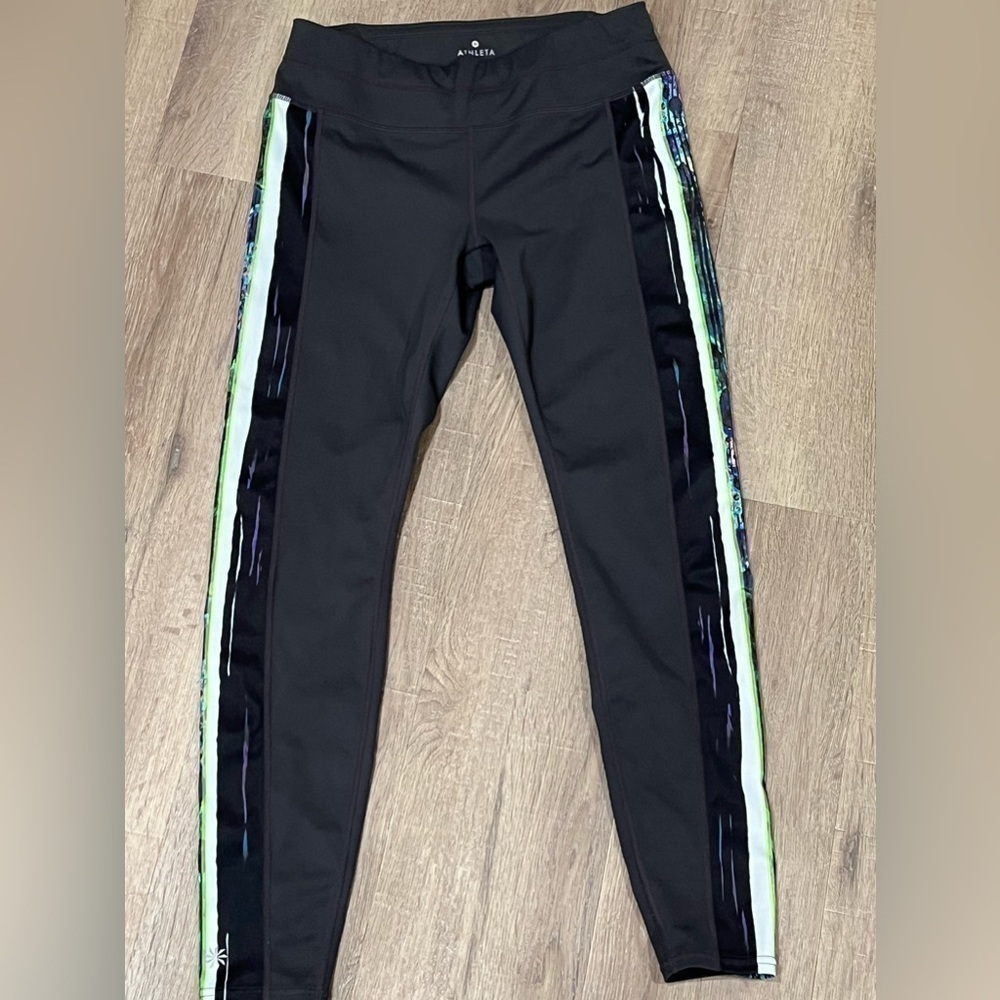 Women’s Athleta Medium Leggings Pocket Running Yoga Color Accent Classic